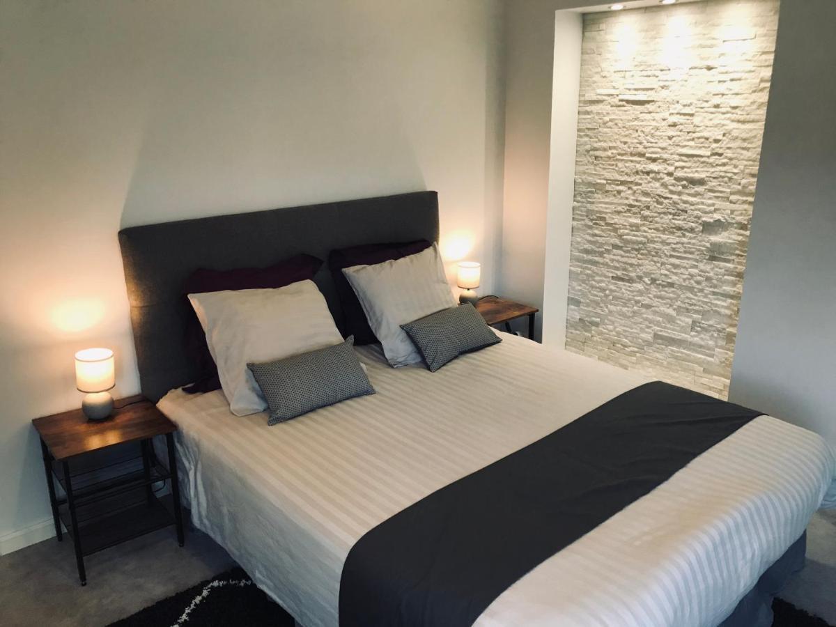 Appartement De Charme Centre Ville - Wifi Le Mans Luaran gambar